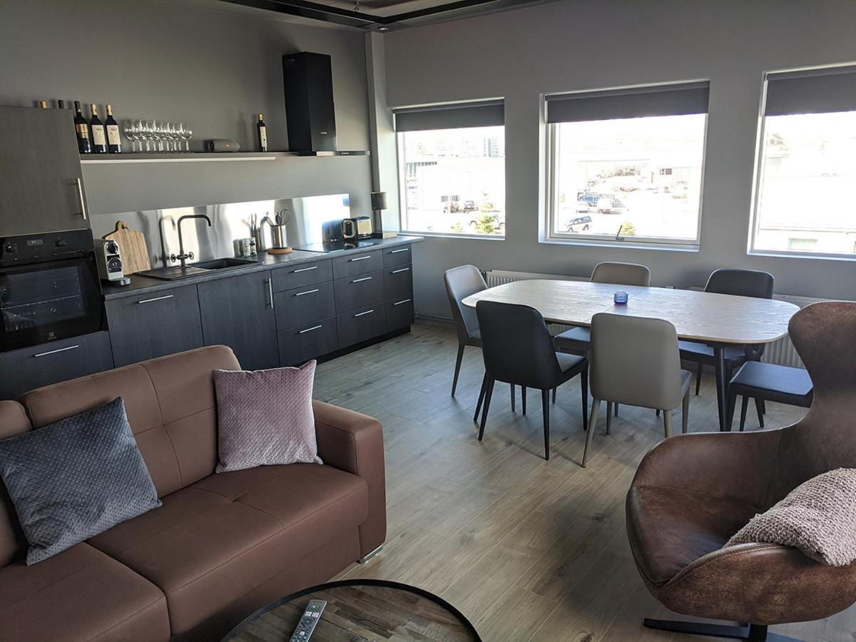 Boutique By The Harbour - Apartments 207 Akureyri Dış mekan fotoğraf